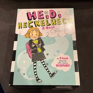 Heidi Heckelbeck - 8 book collection. One reader one read these are like NEW